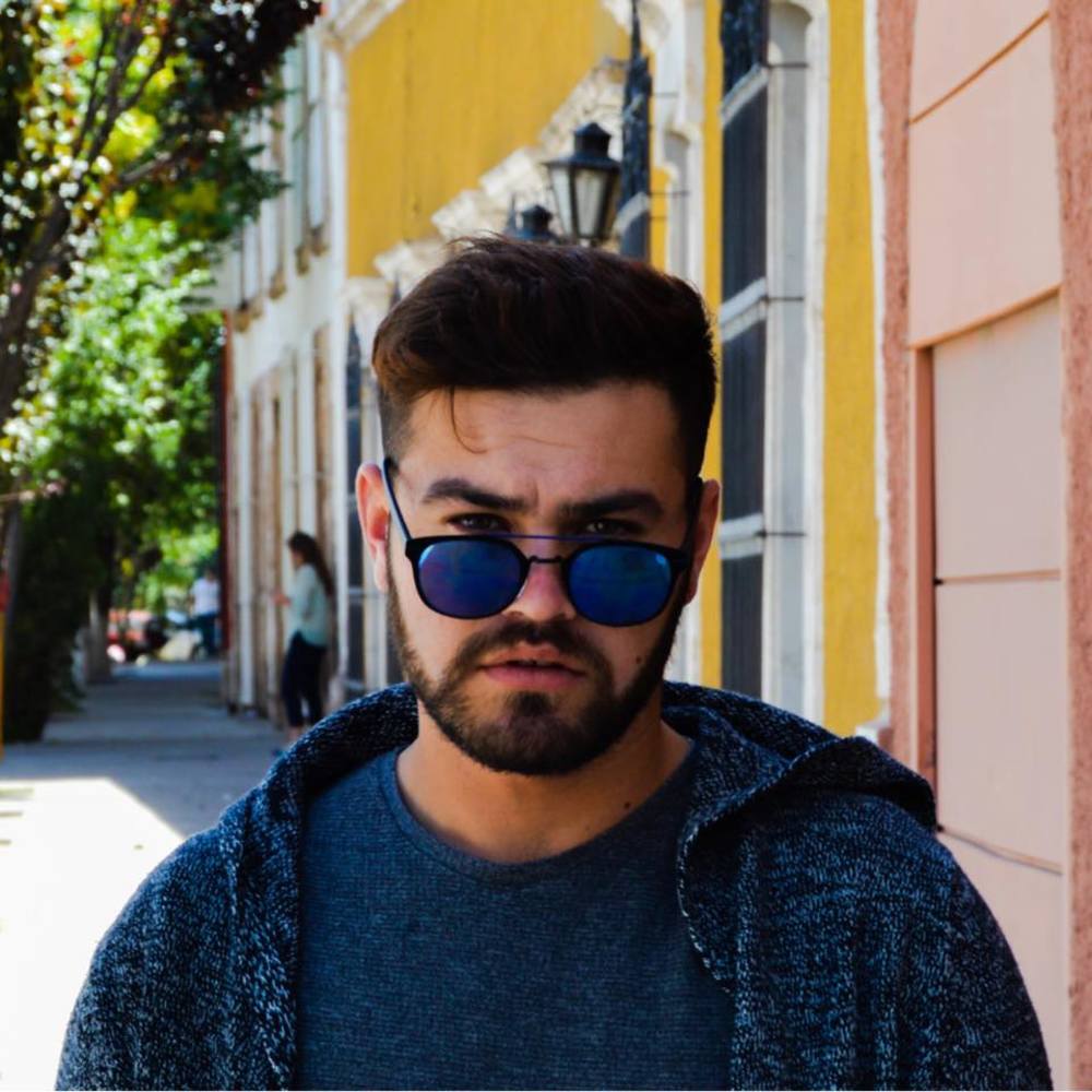 Meet your Posher, Andrés